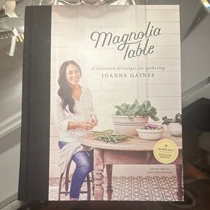 Magnolia Table Cookbook by Joanna Gaines - GUC